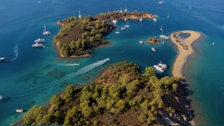 Yacht image 23