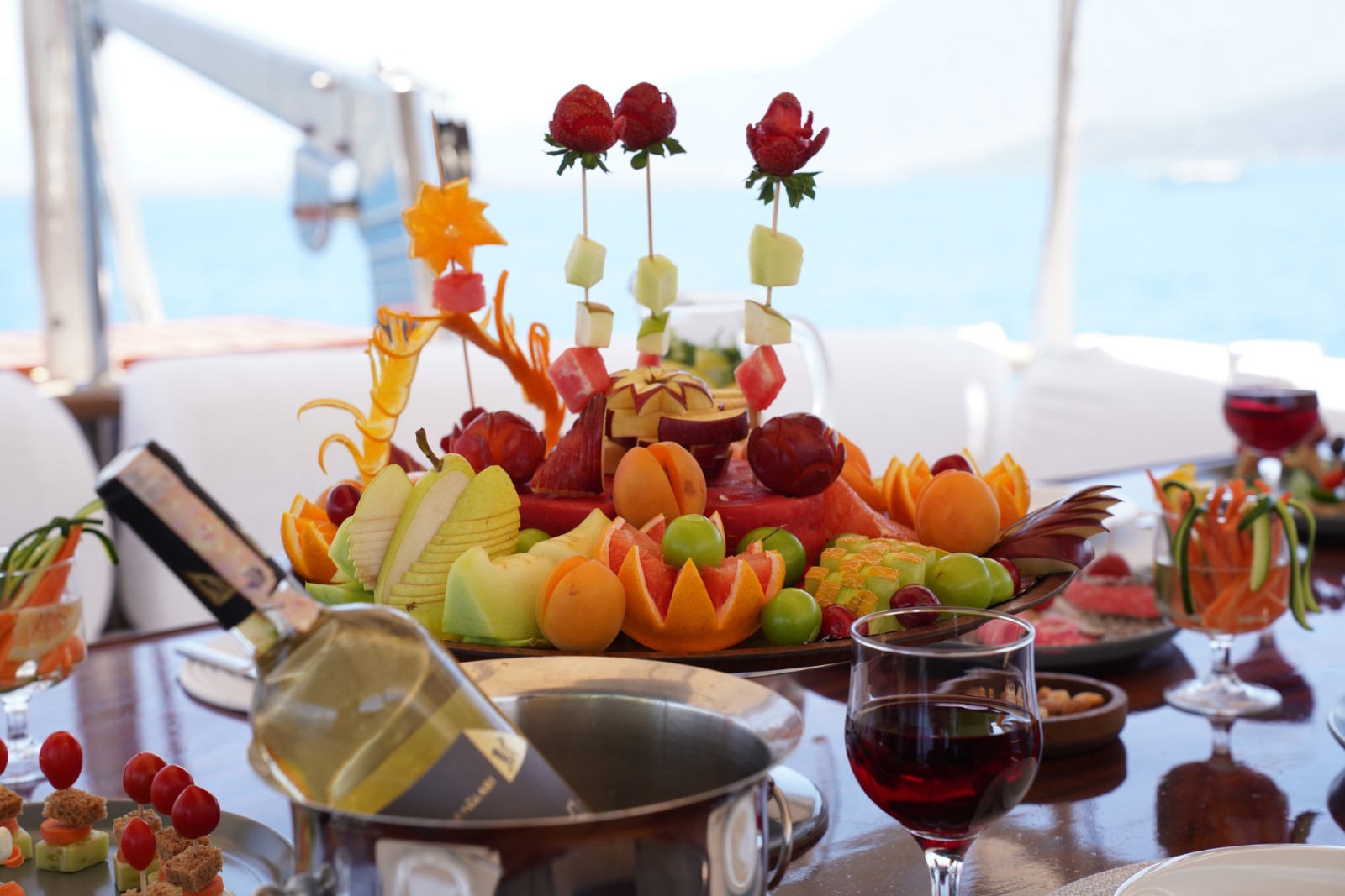 Yacht image 20