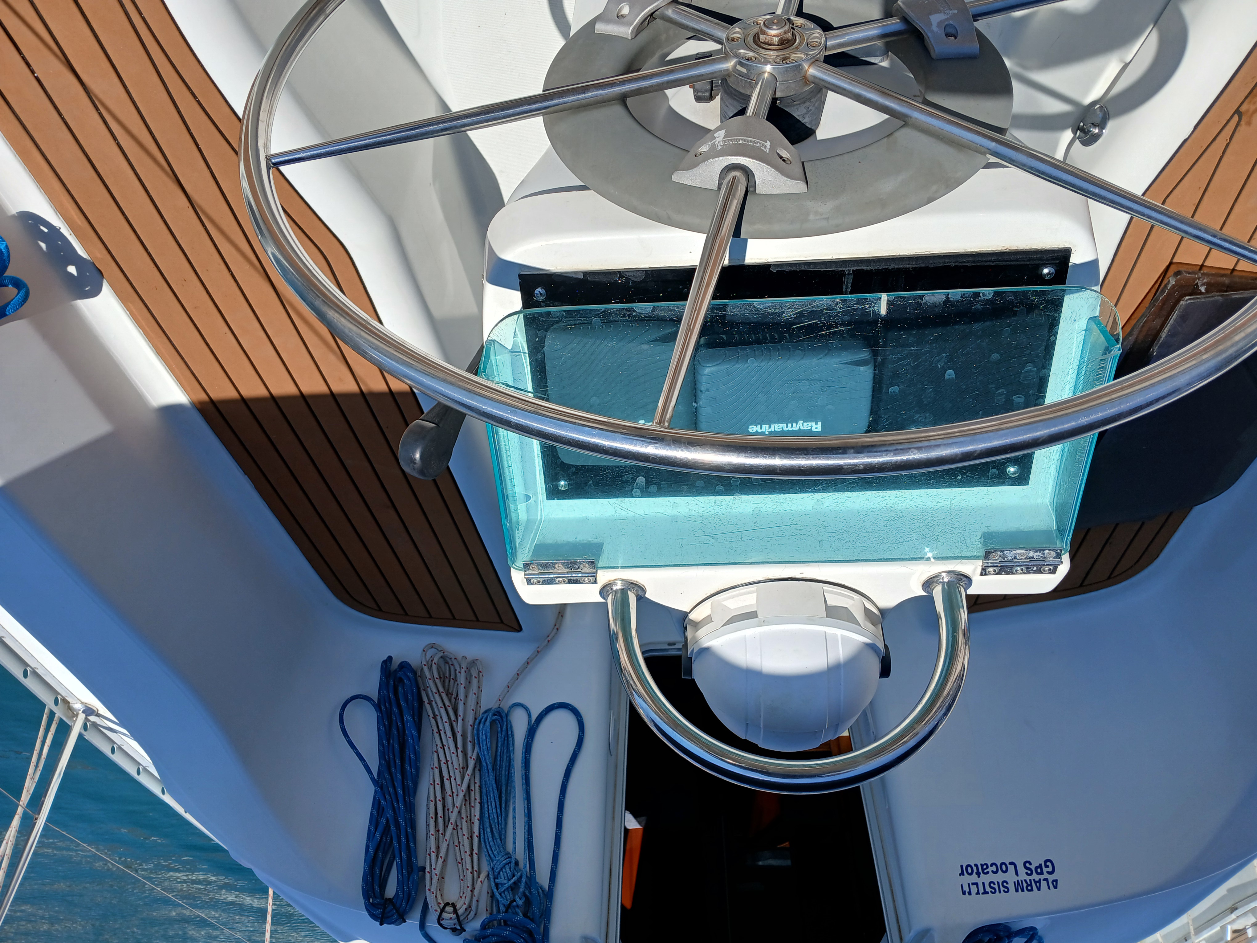 Yacht image 5