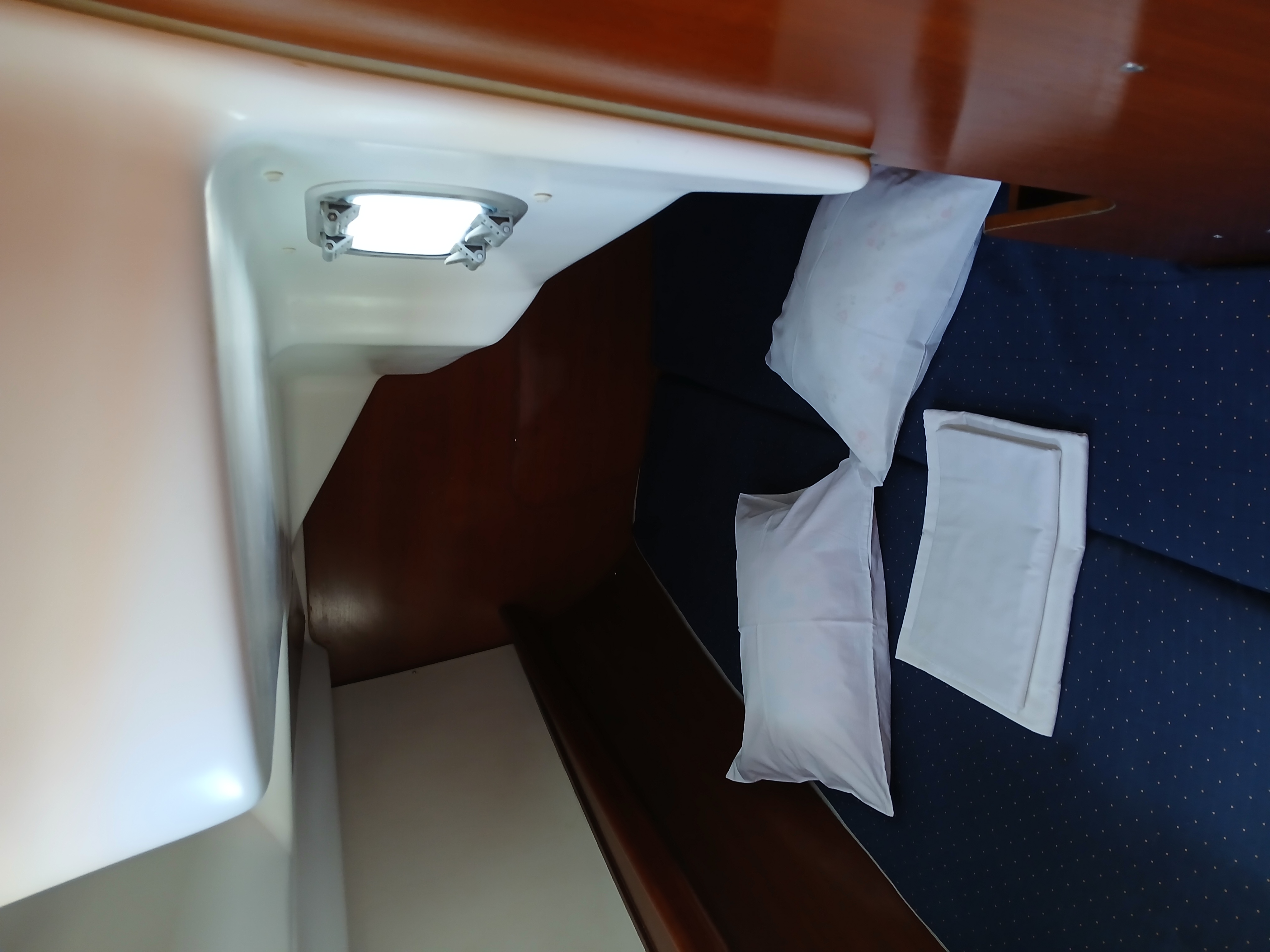 Yacht image 2