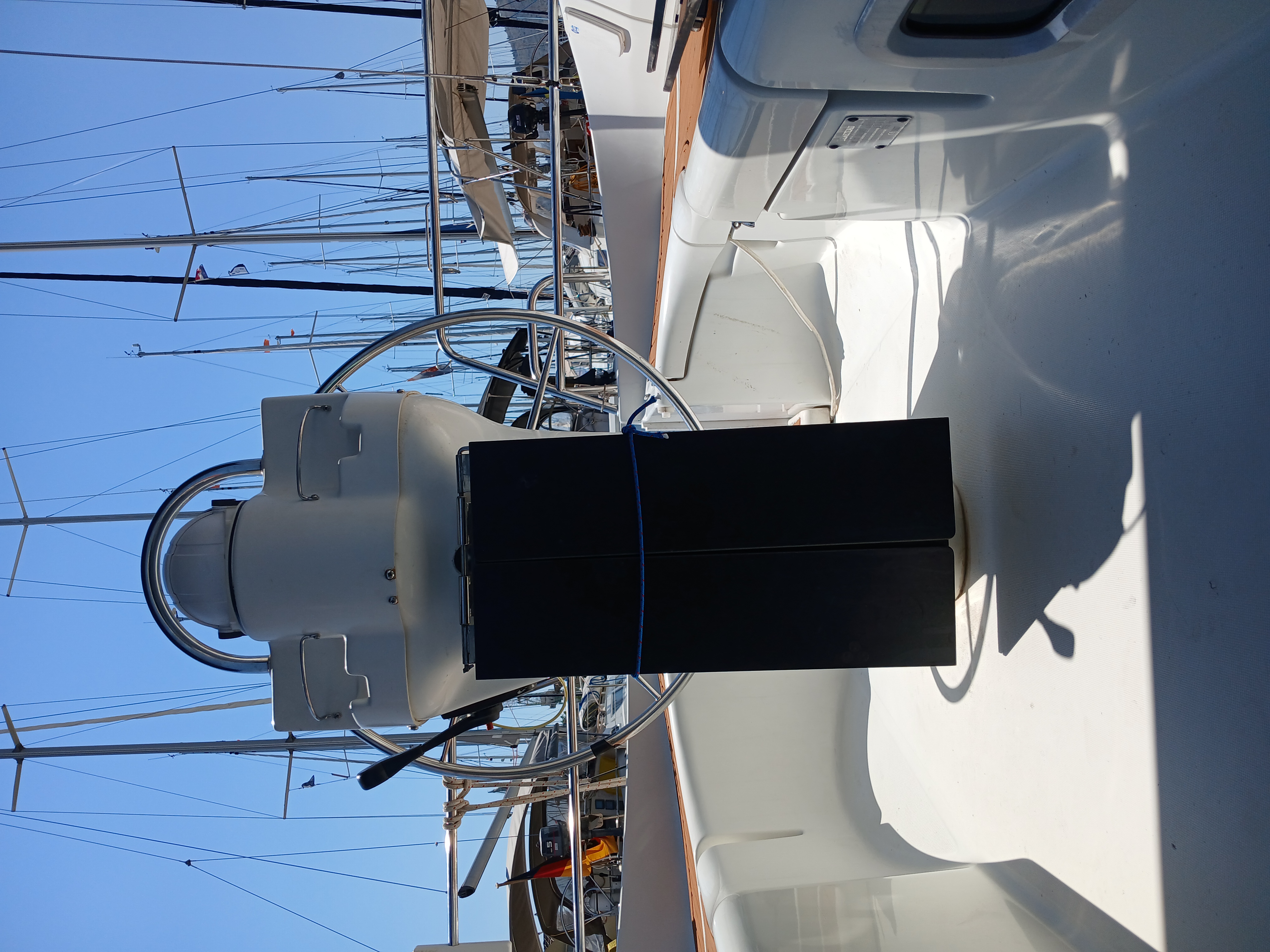 Yacht image 20