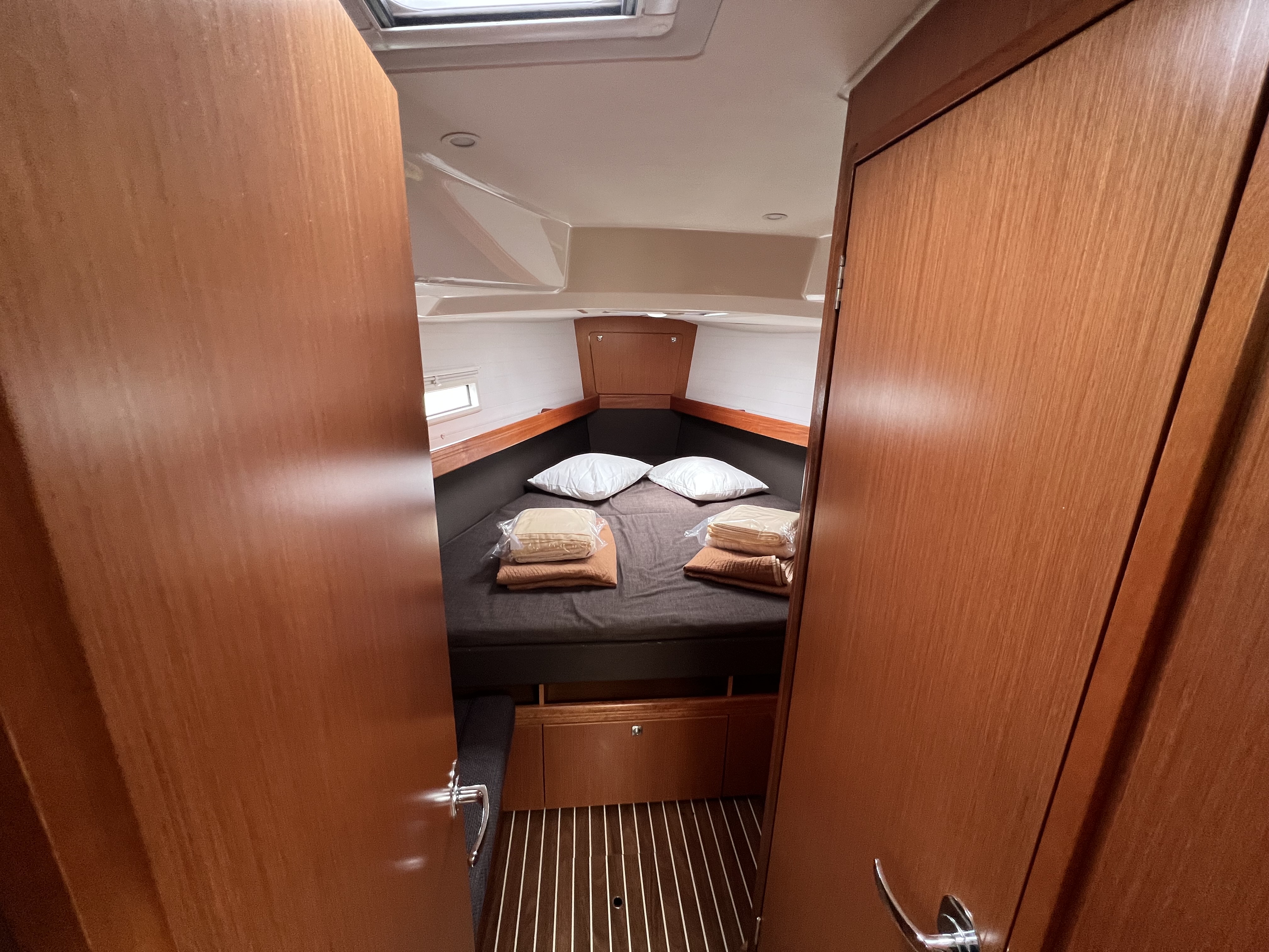 Bavaria 41 Cruiser, Lefkada