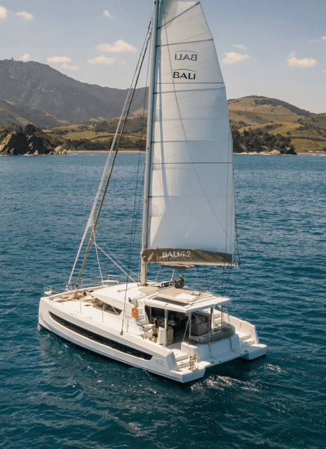 Helios, Main image