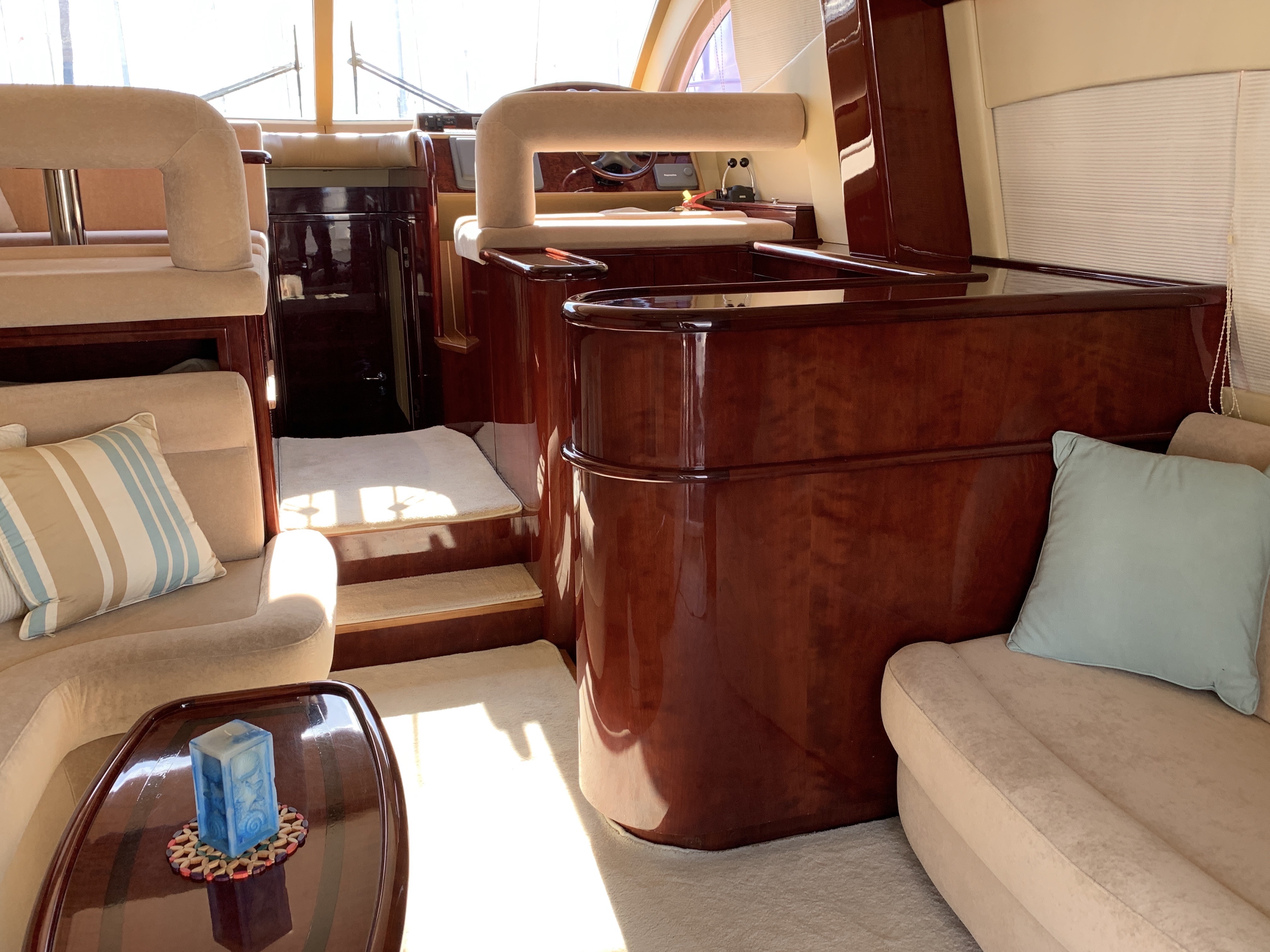 фото Majesty 50 Fly 13