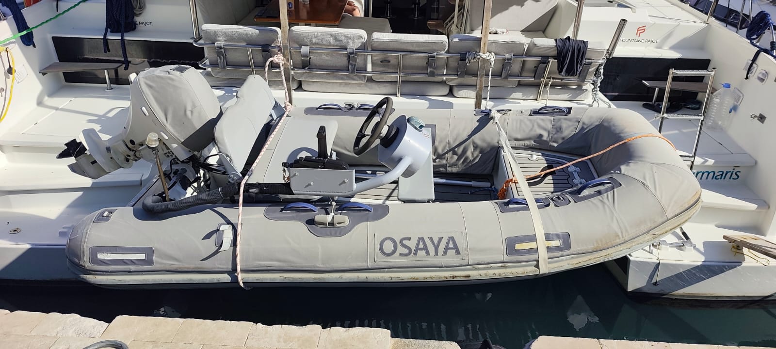 Osaya, Dinghy image