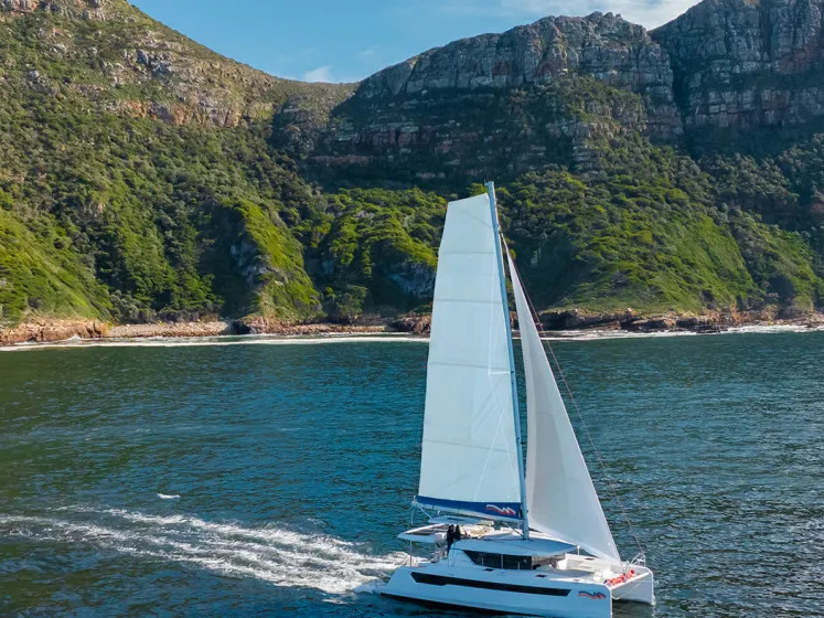 Sunsail 465 Premium Plus, Main image