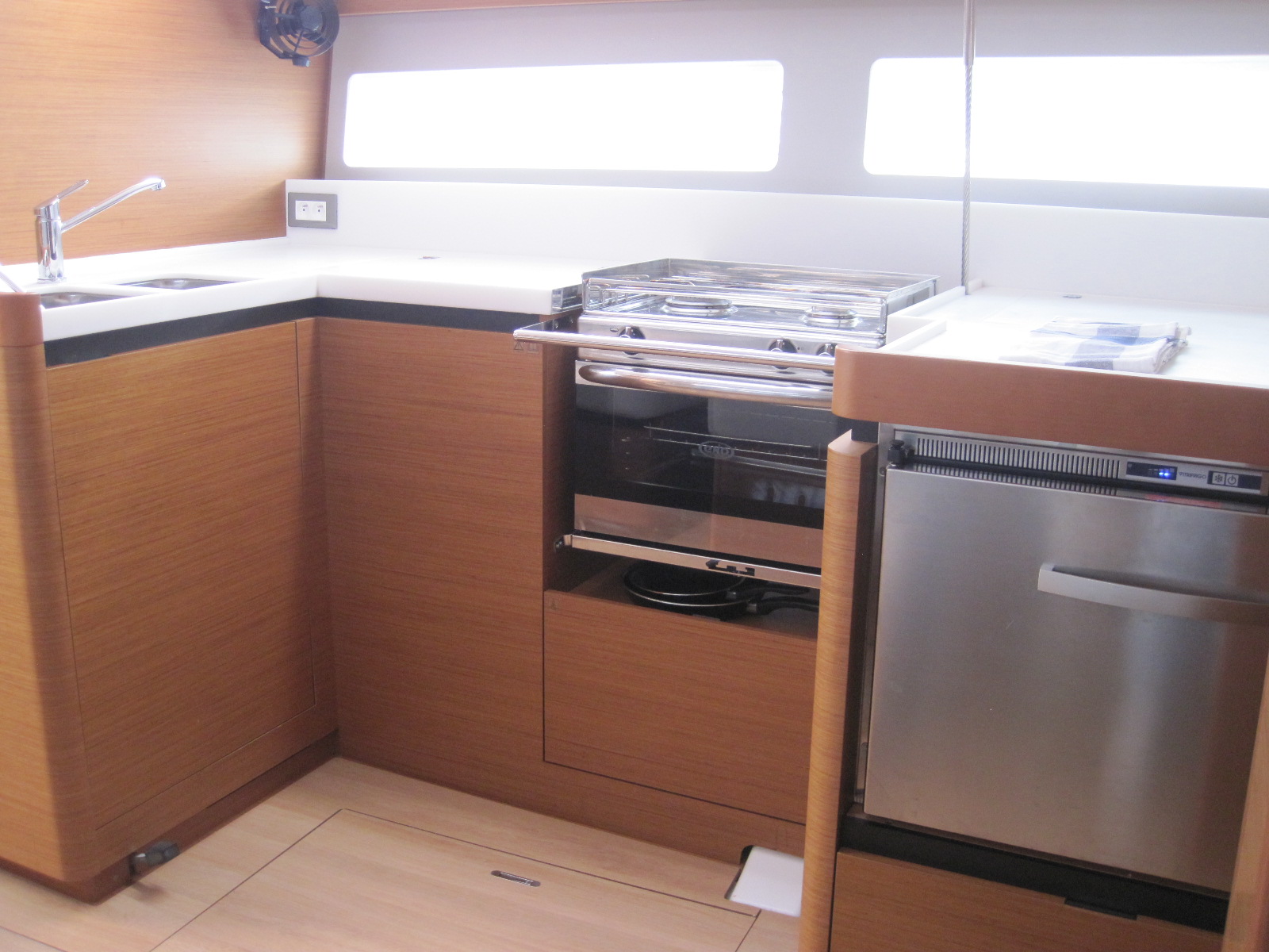 TERESA, Interior image
