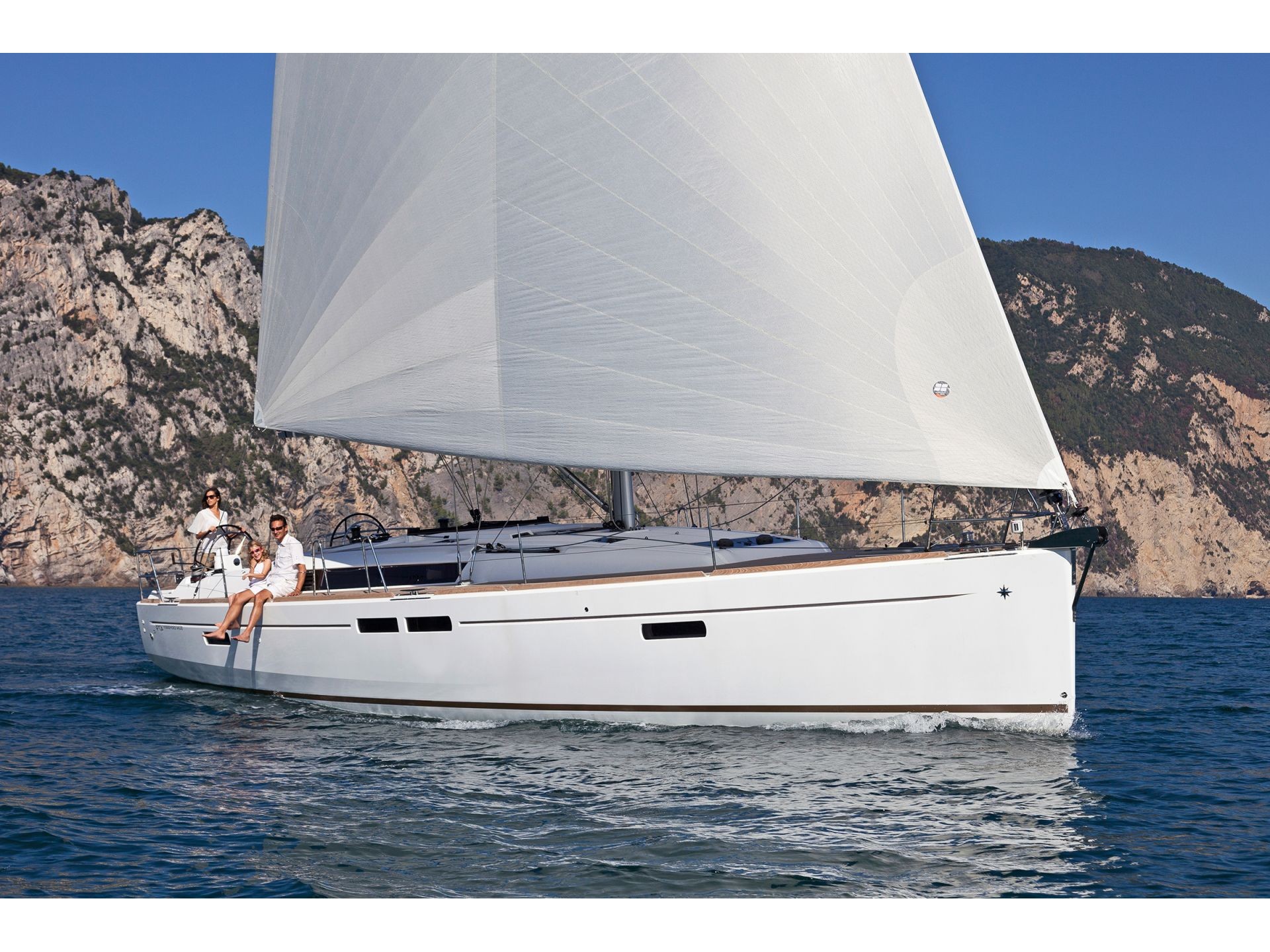 Yacht image 39