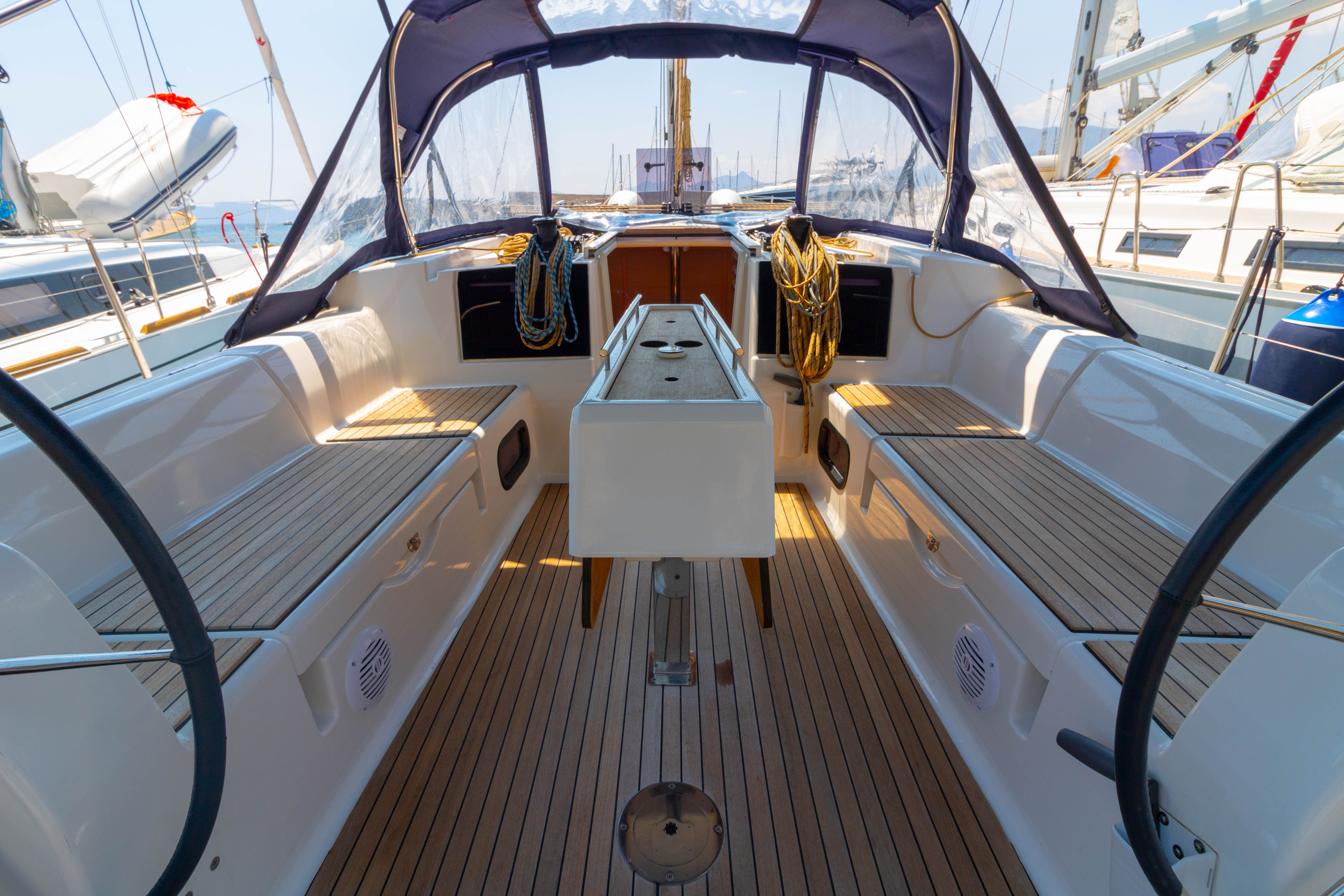 照片 Dufour 382 Grand Large 10