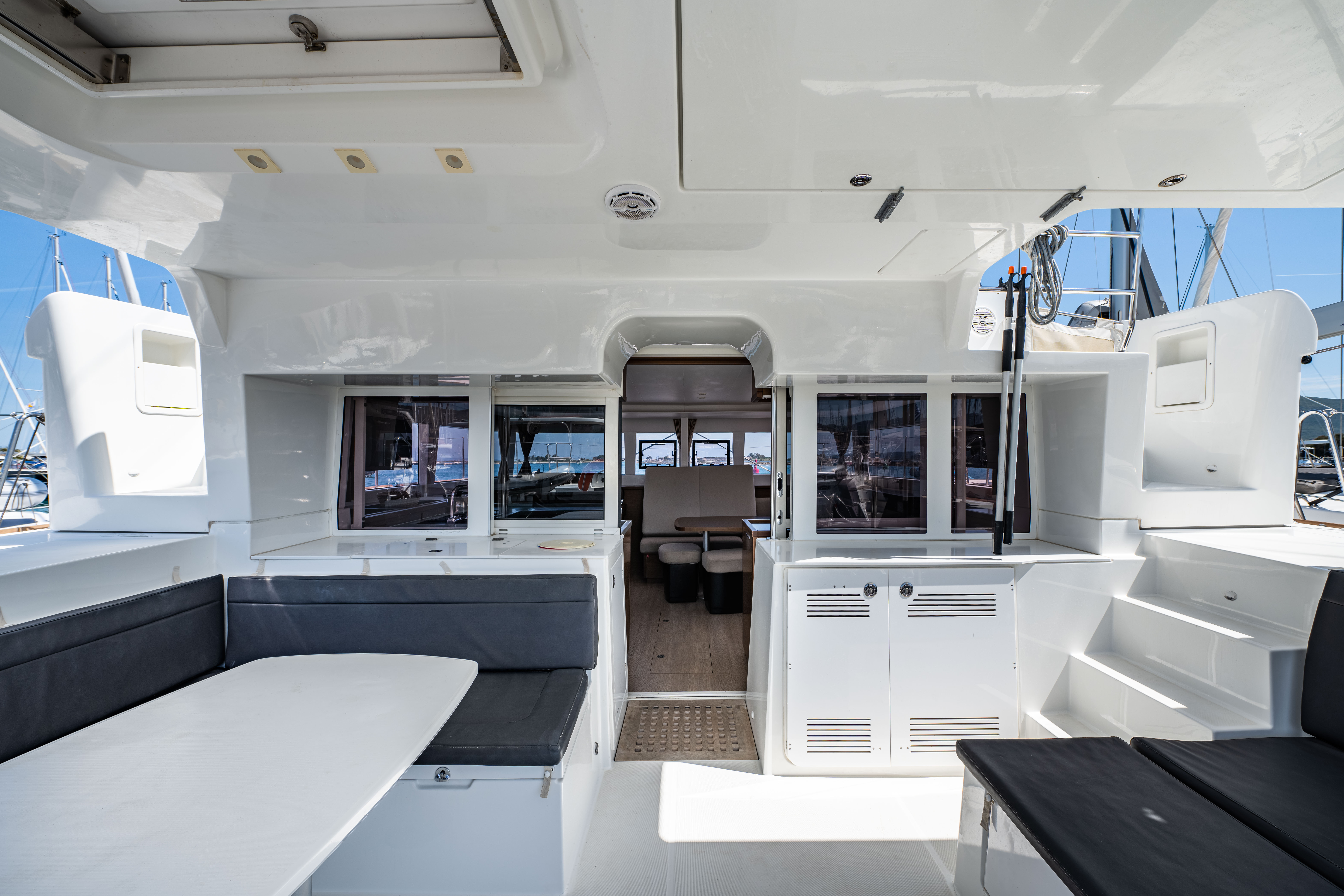 Lagoon 450 F