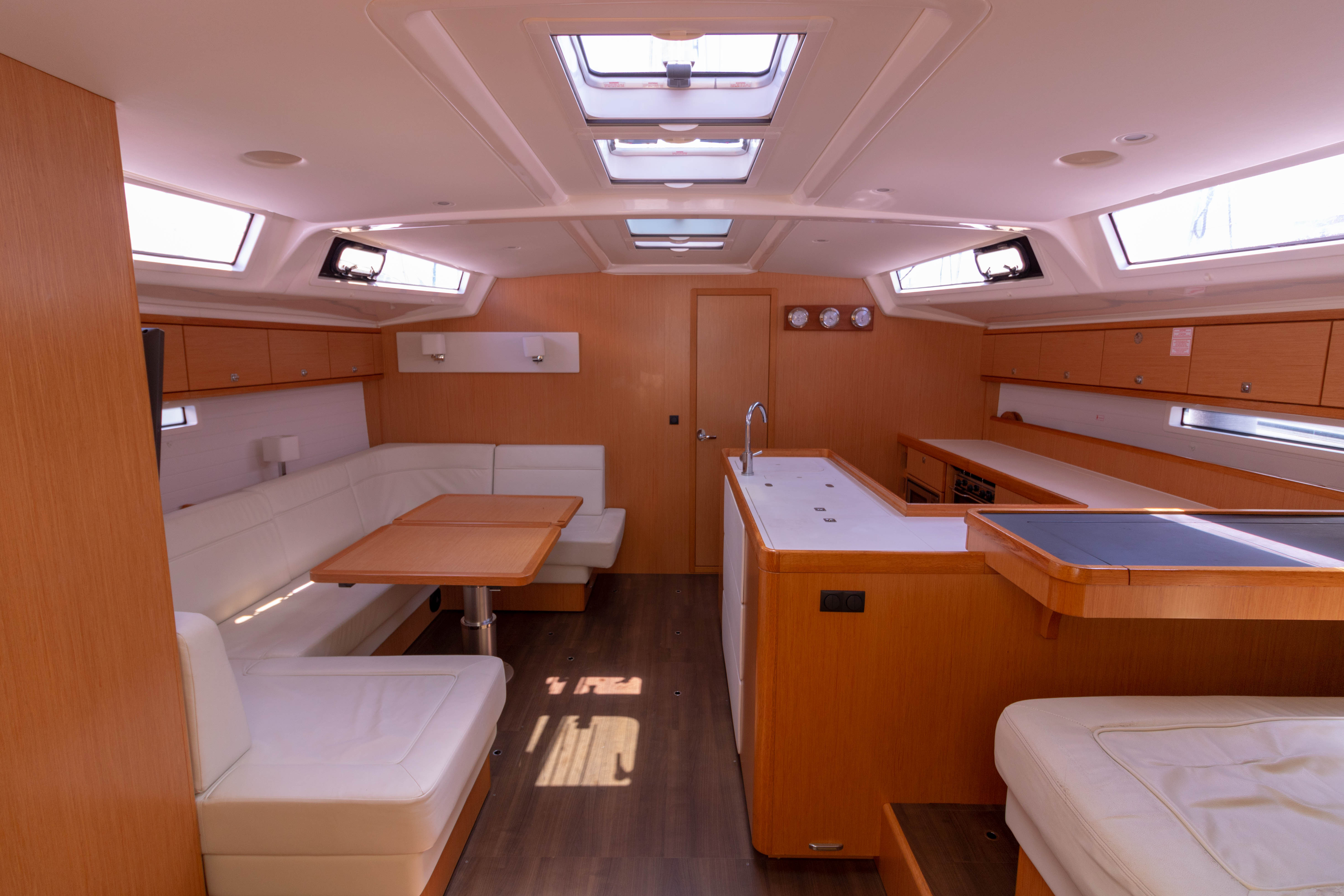 照片 Bavaria Cruiser 56 12