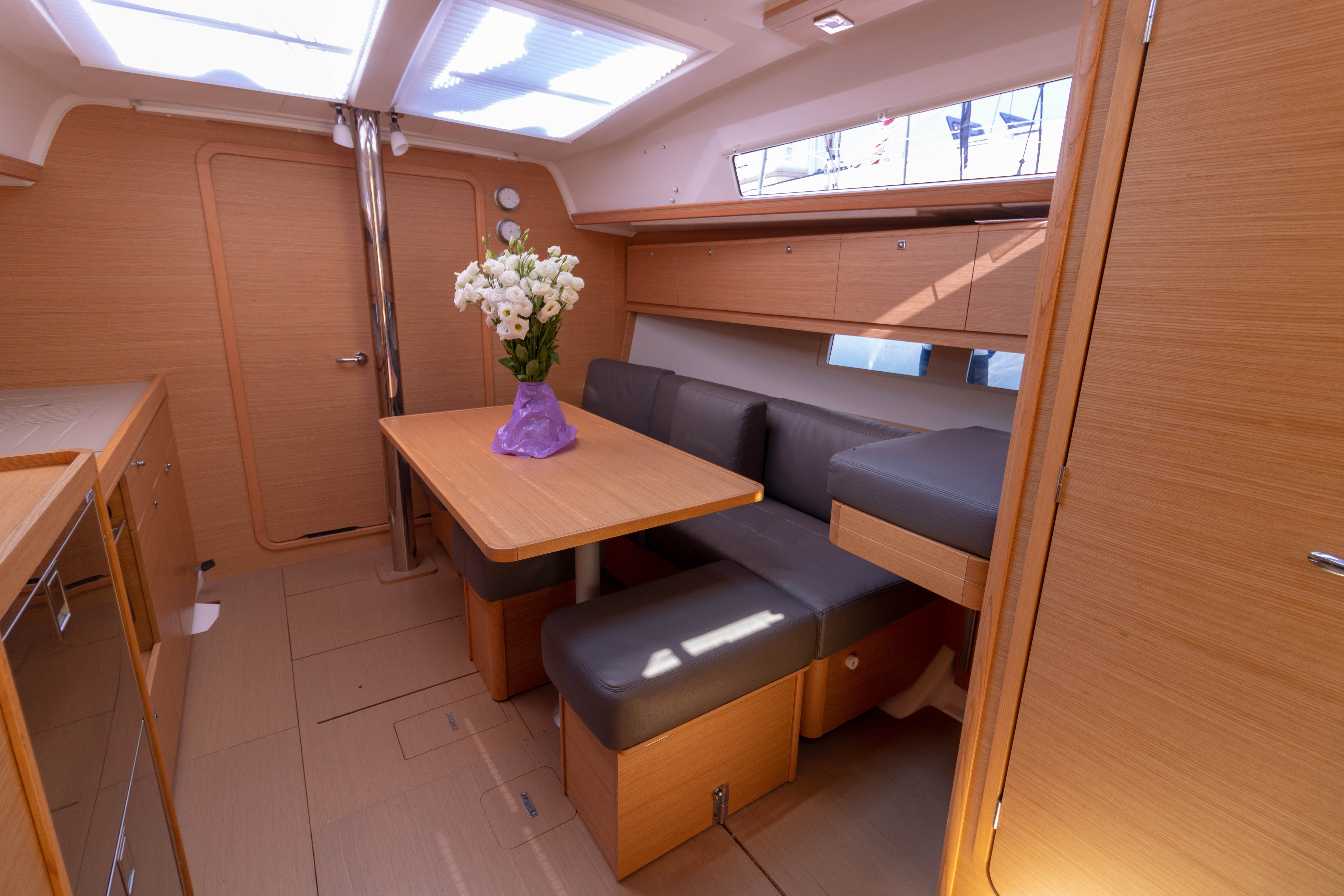 foto Dufour 382 Grand Large 7