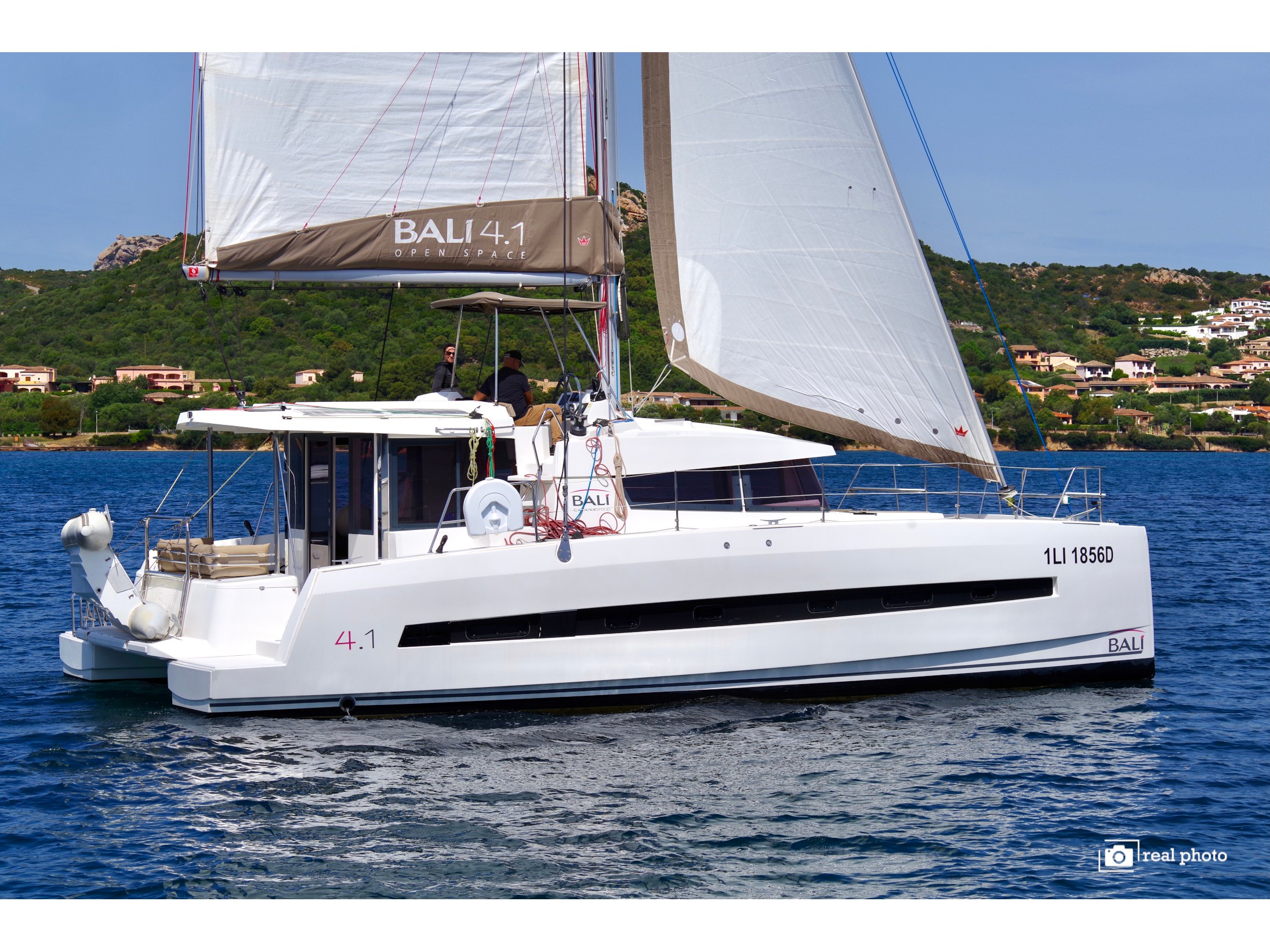 Bali 4.1 (2019) – Alba – Water maker, Solar Panel