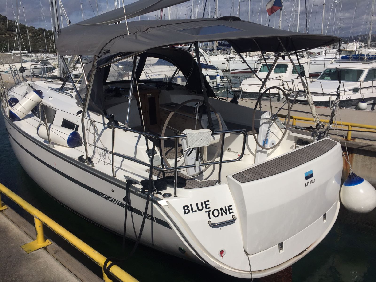 foto Bavaria Cruiser 37 6