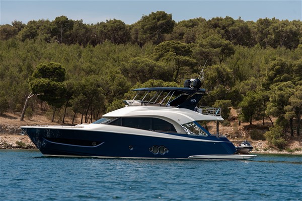 foto Monte Carlo Yacht 66 7