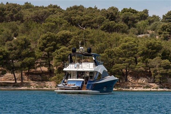 foto Monte Carlo Yacht 66 8