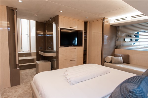 foto Monte Carlo Yacht 66 33