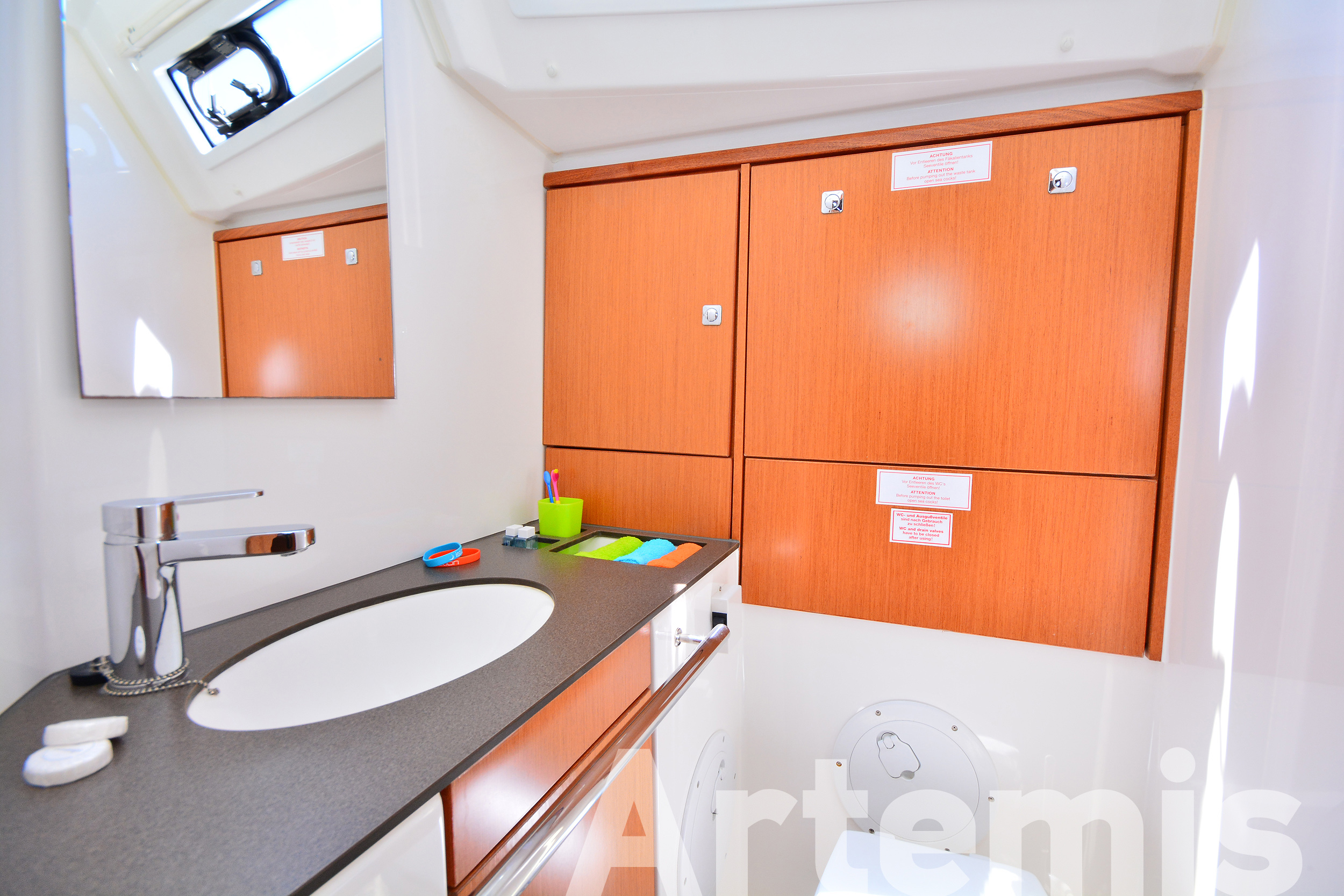 foto Bavaria Cruiser 46 17