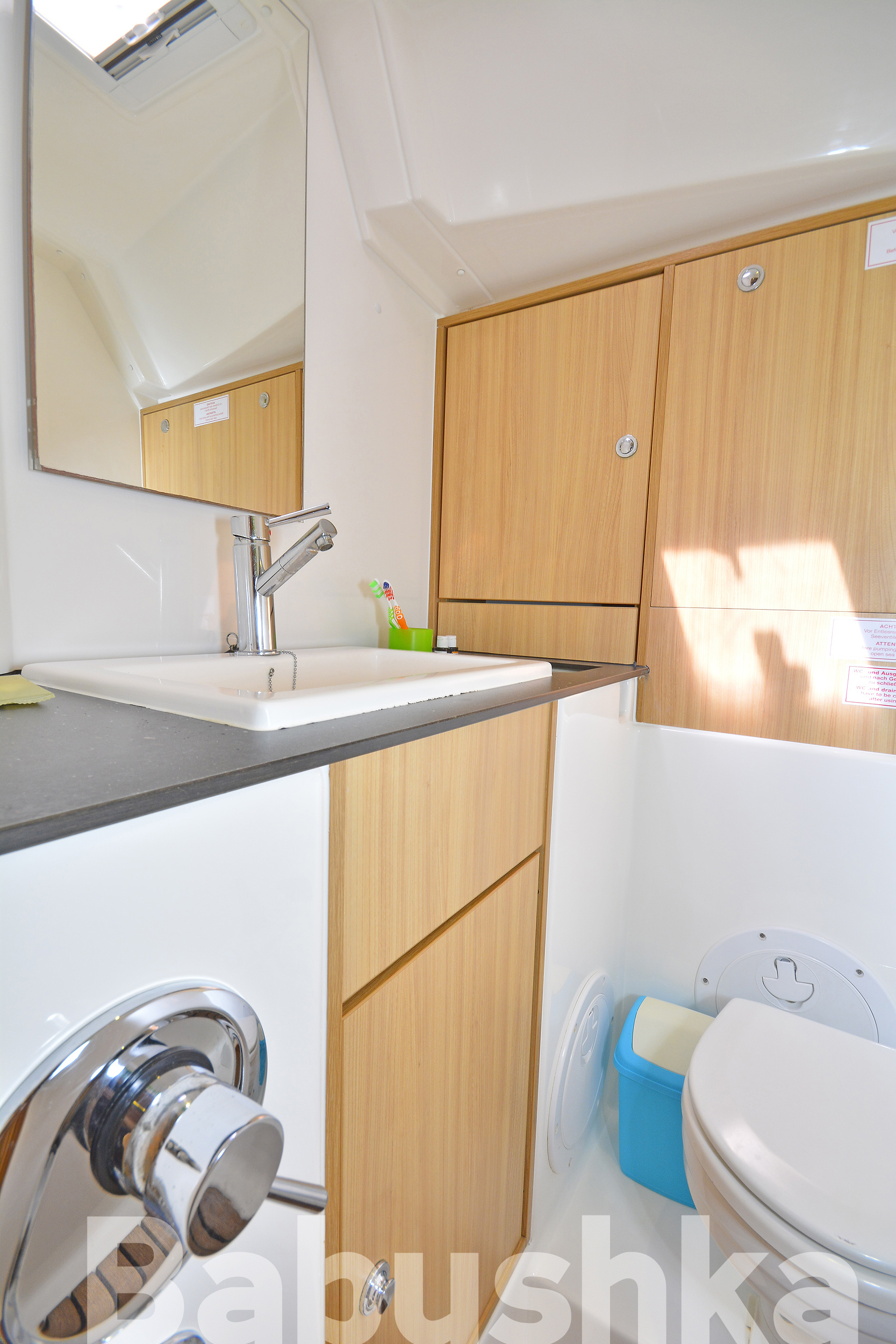 foto Bavaria Cruiser 40 15