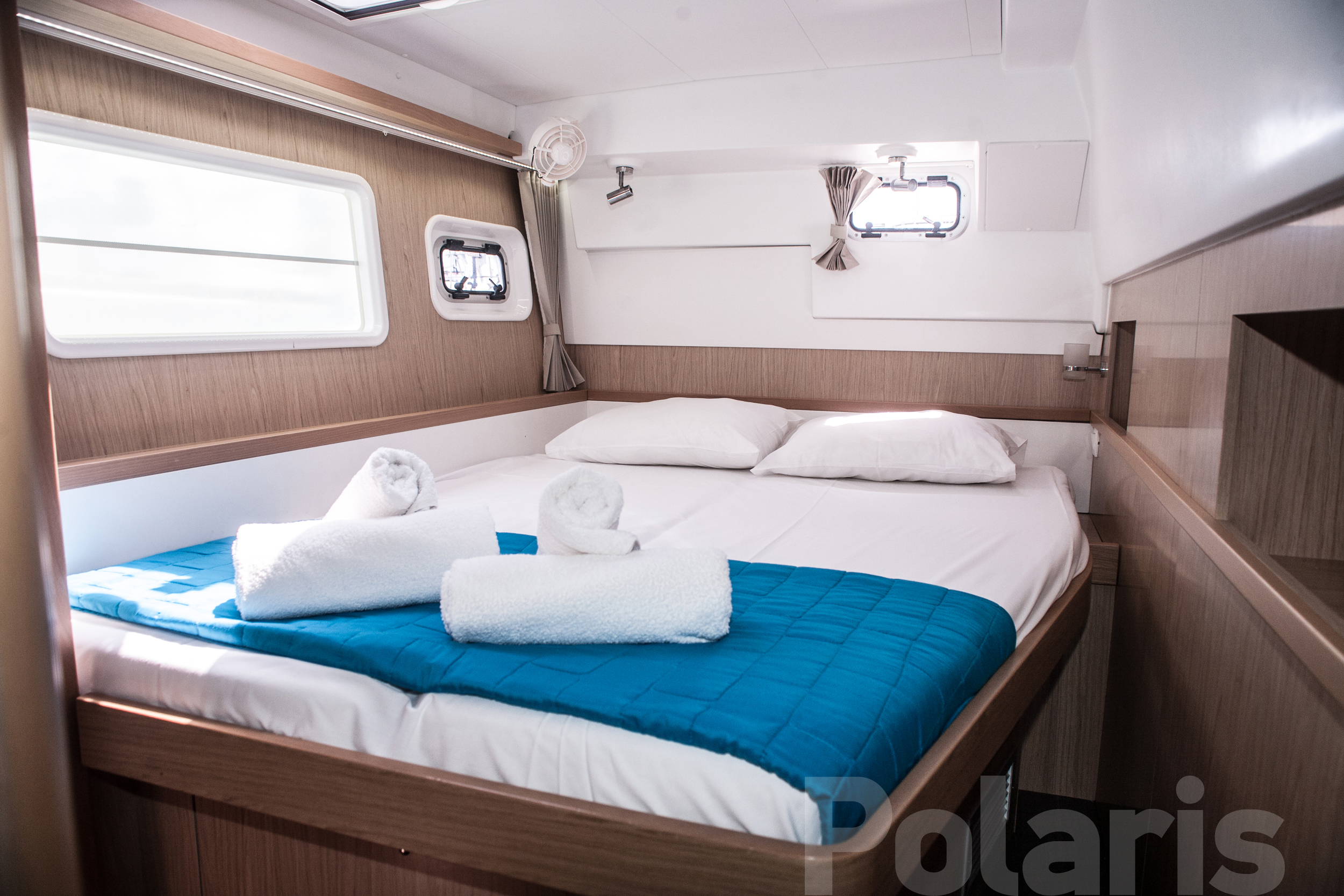 foto Lagoon 400 S2 4