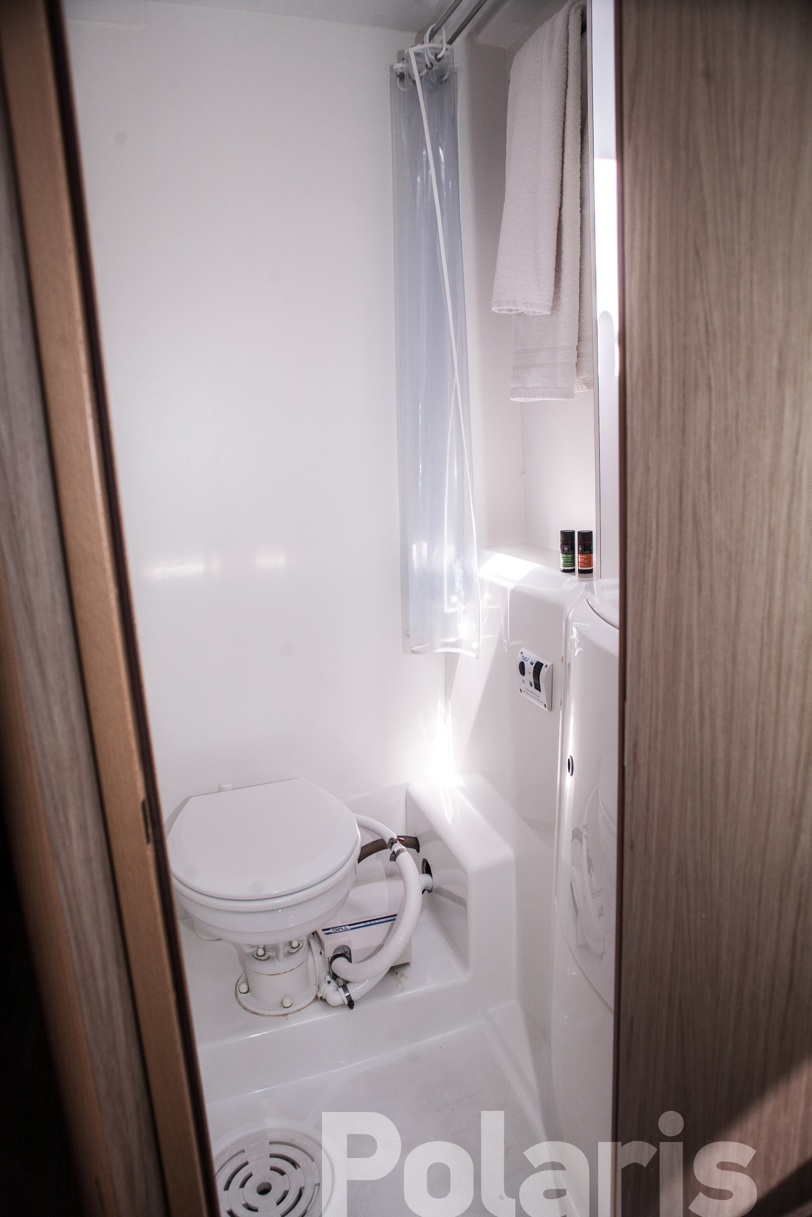 foto Lagoon 400 S2 5