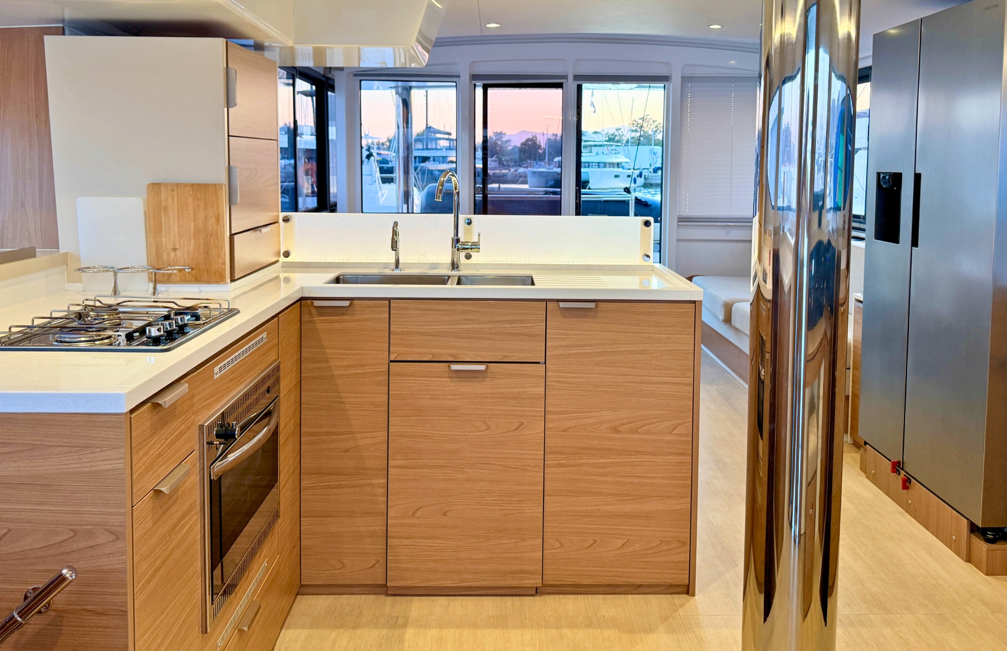 Yacht image 16