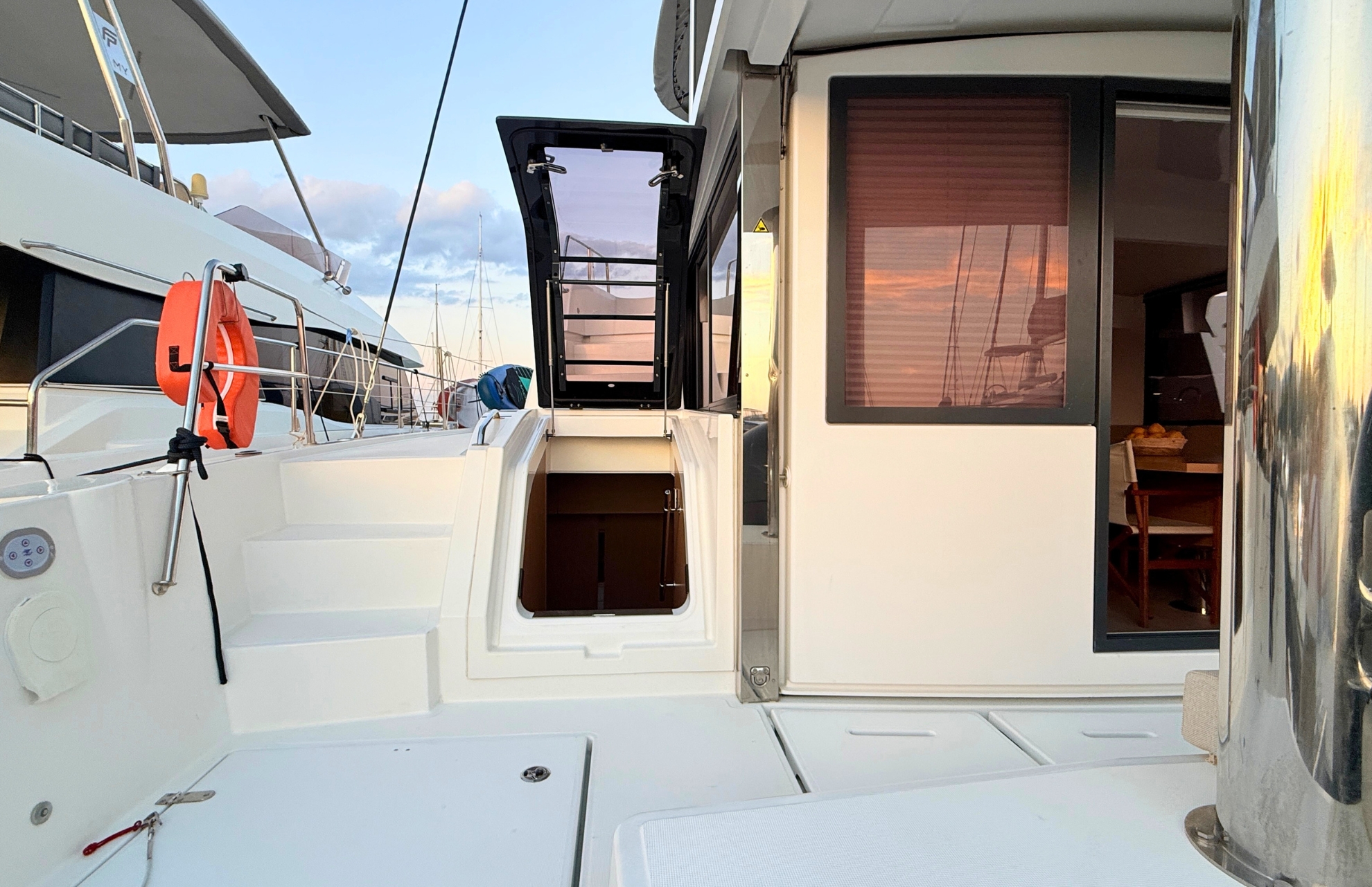 Yacht image 13