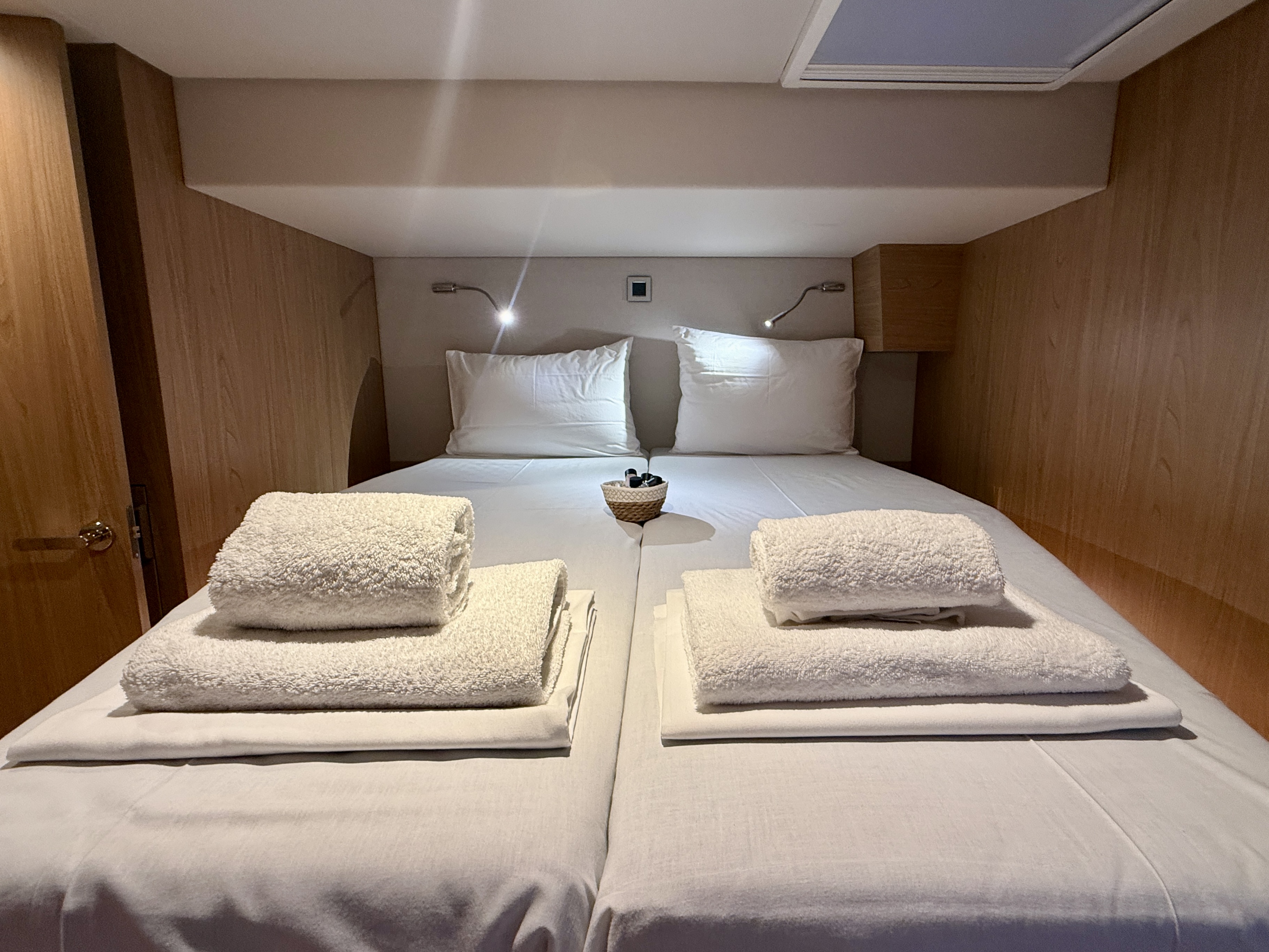 Yacht image 1