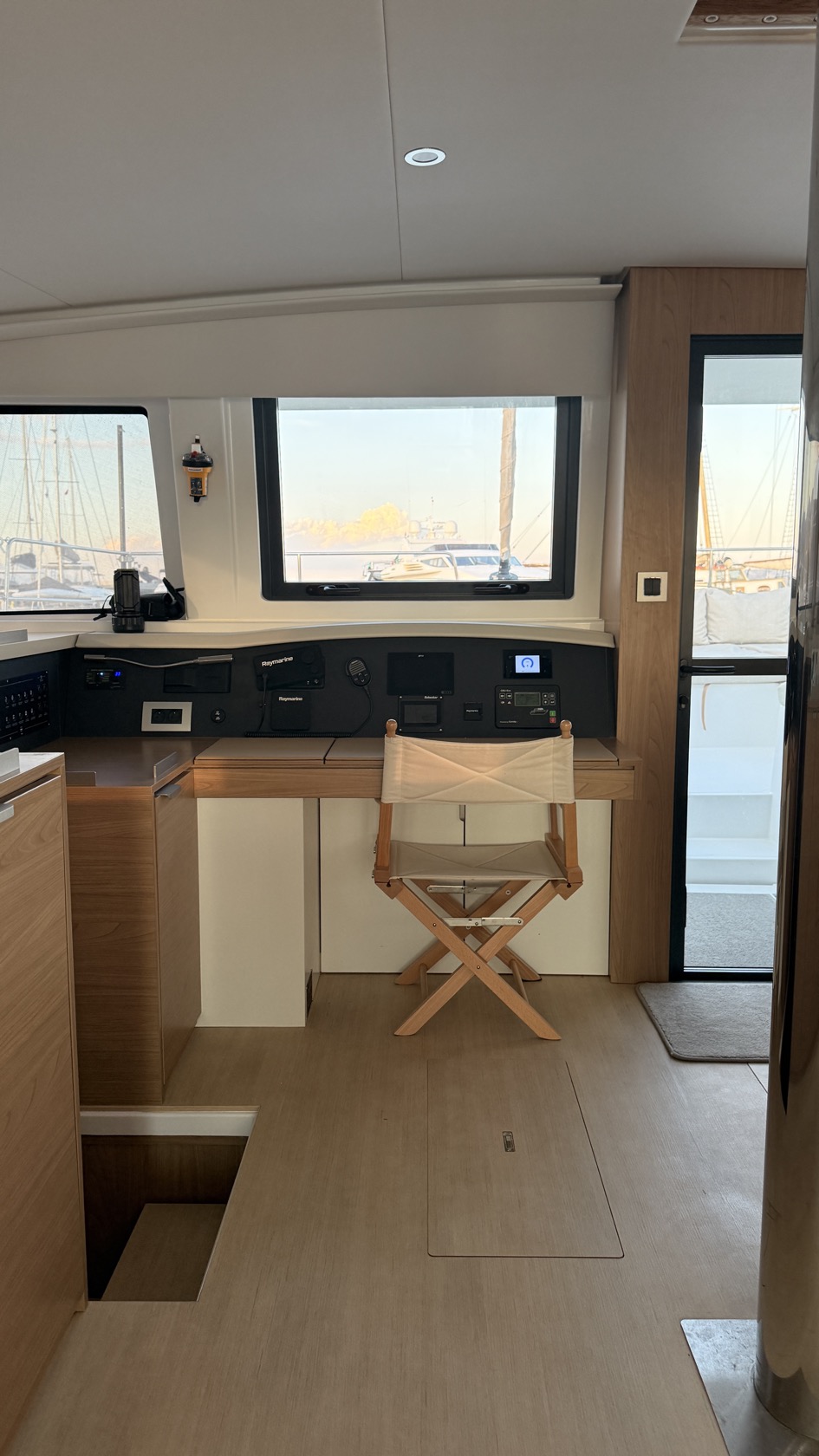 Yacht image 28