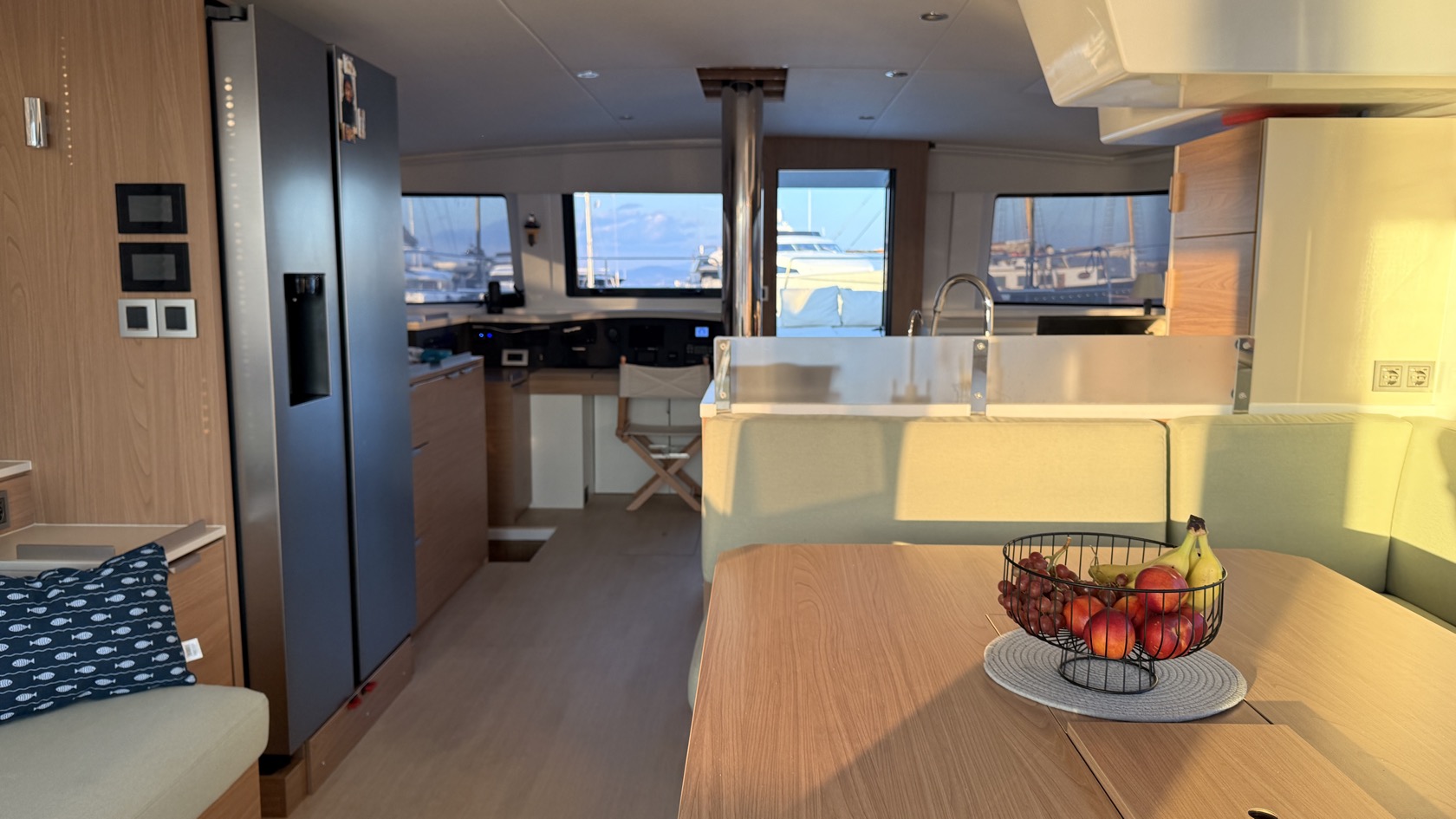 Yacht image 24