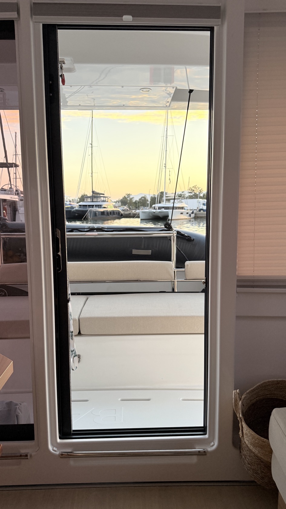 Yacht image 14