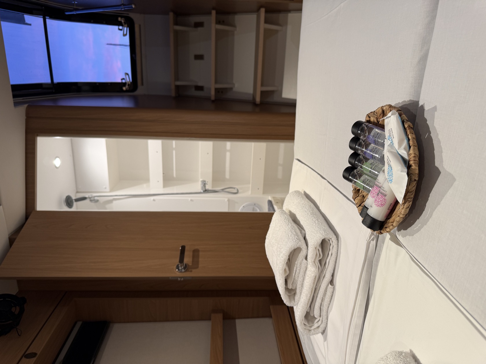 Yacht image 20