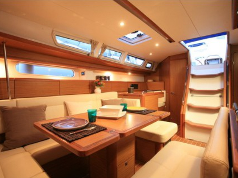 фото Sun Odyssey 49i 2