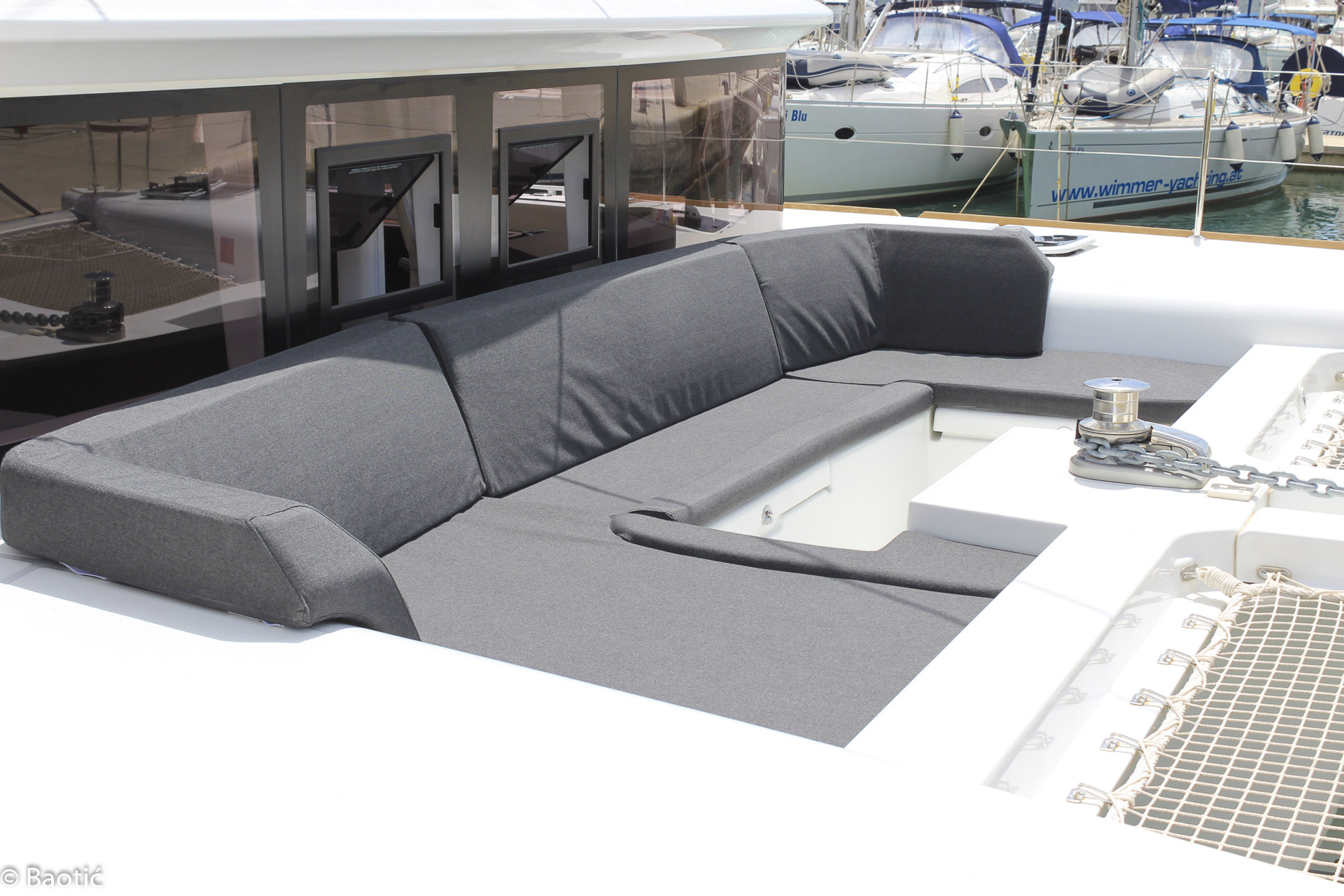 foto Lagoon 450 12