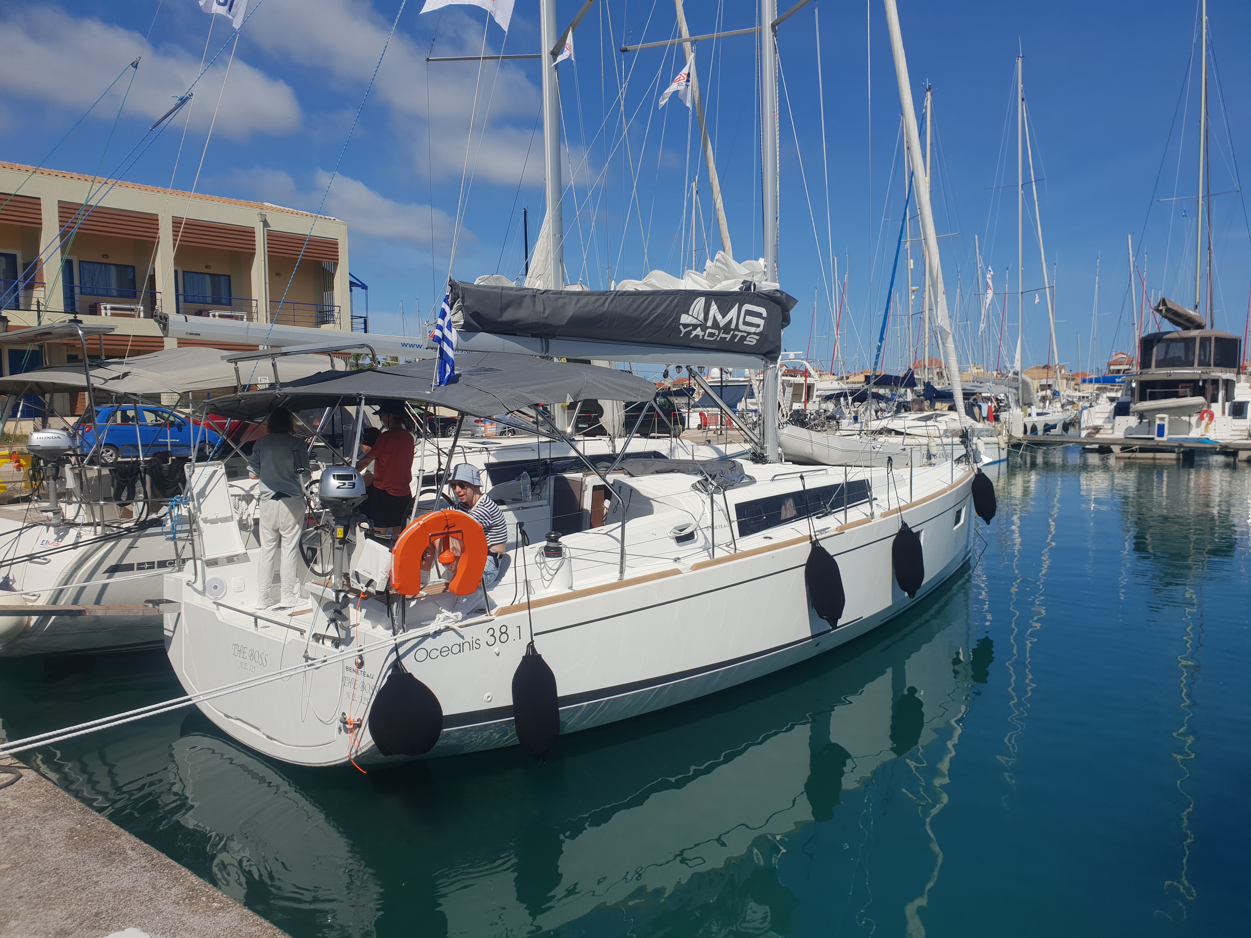 Oceanis 38.1