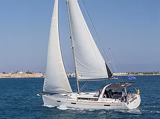 Oceanis 45 - External image