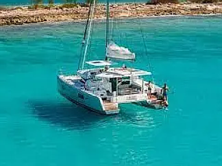 Lagoon 42 - External image