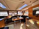 Helia 44 - Internal image