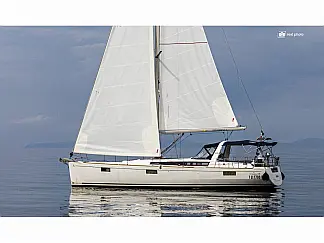 Oceanis 48 - External image