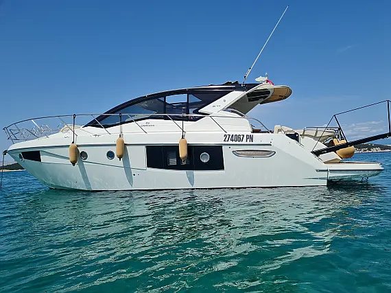 Cranchi M44 HT