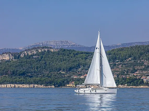 Bavaria Cruiser 46 - Immagine esterna