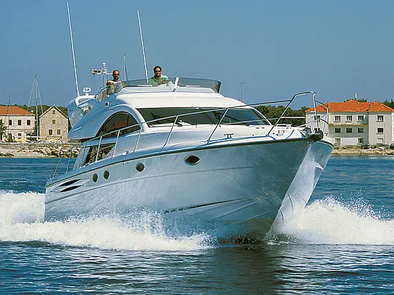 Fairline Phantom 50 - Immagine esterna