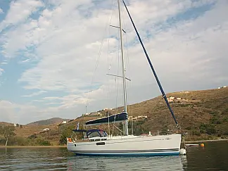 Sun Odyssey 49i - External image