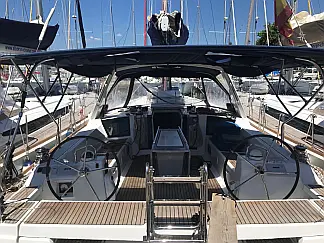 Oceanis 45-4 - External image