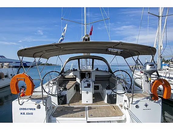 Sun Odyssey 440