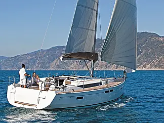Sun Odyssey 519 - External image