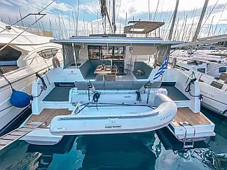 Lucia 40 - External image