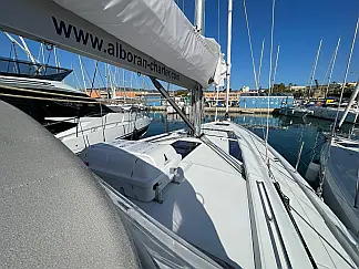 Oceanis 51.1 - External image