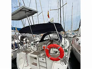Oceanis 43-3 - External image