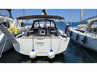Dufour 430 Grand Large - External image
